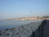 ホテル前から見た「サンタルチア港」
